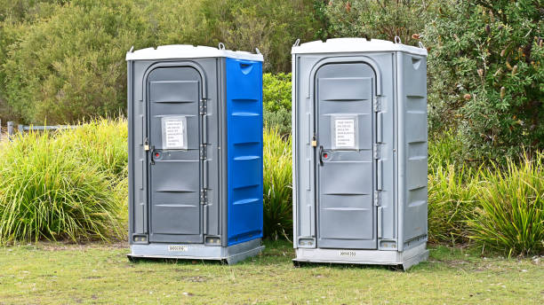 Best Portable Restroom Servicing (Cleaning and Restocking)  in Iowa Colony, TX